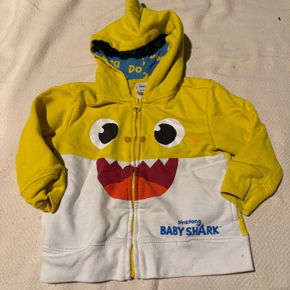 Nickelodeon Yellow and White Baby Shark Hoodie